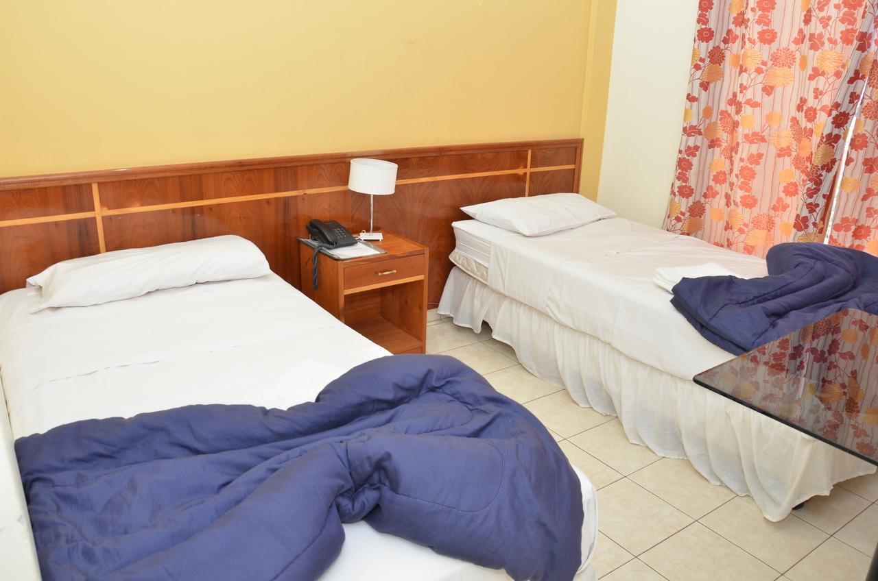 Musa Hotel Villarrica Rum bild